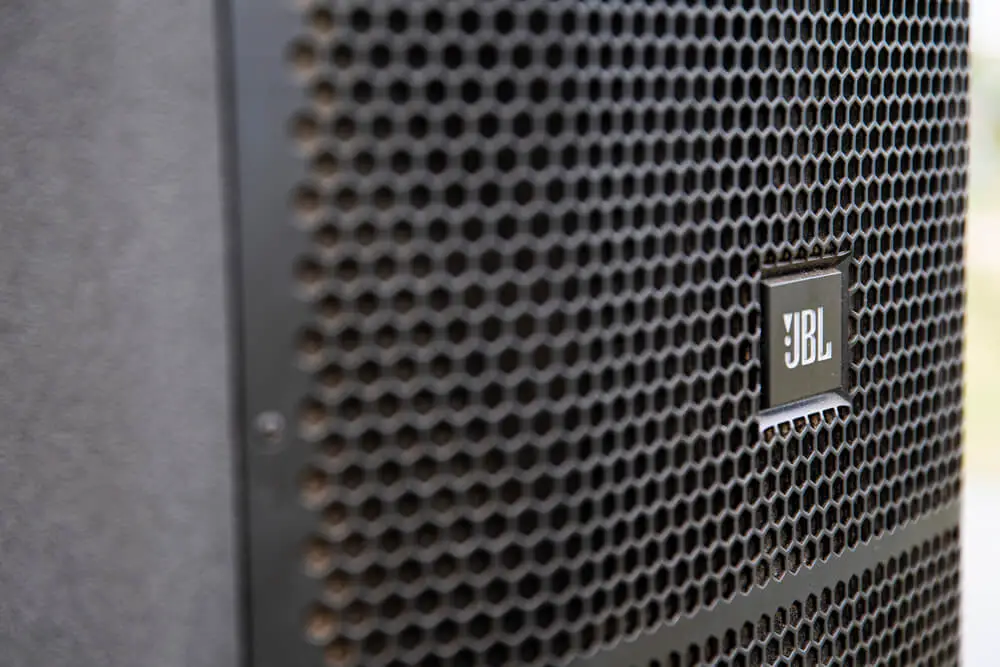 How to Connect JBL Soundbar to TV? [4 Methods] Cinema Equip